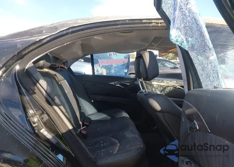 2008 Mercedes-Benz E 550 z USA, uszkodzony, nr VIN WDBUF72X48B258555